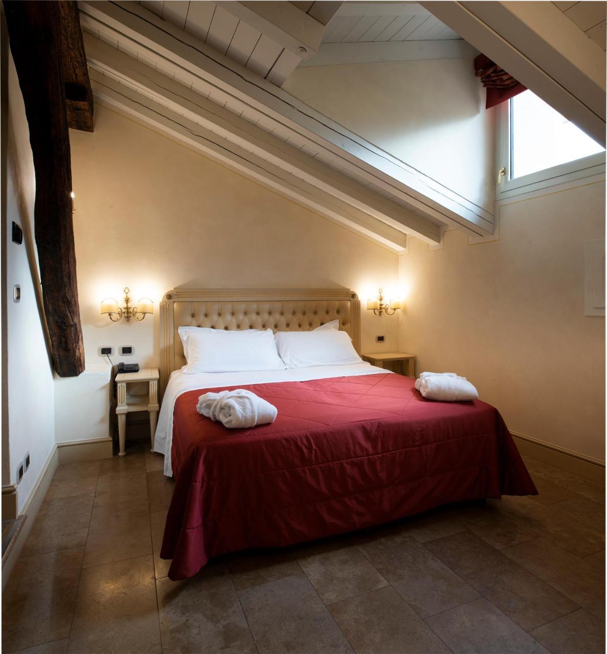 Hotel Cavour Bologna Esterno foto