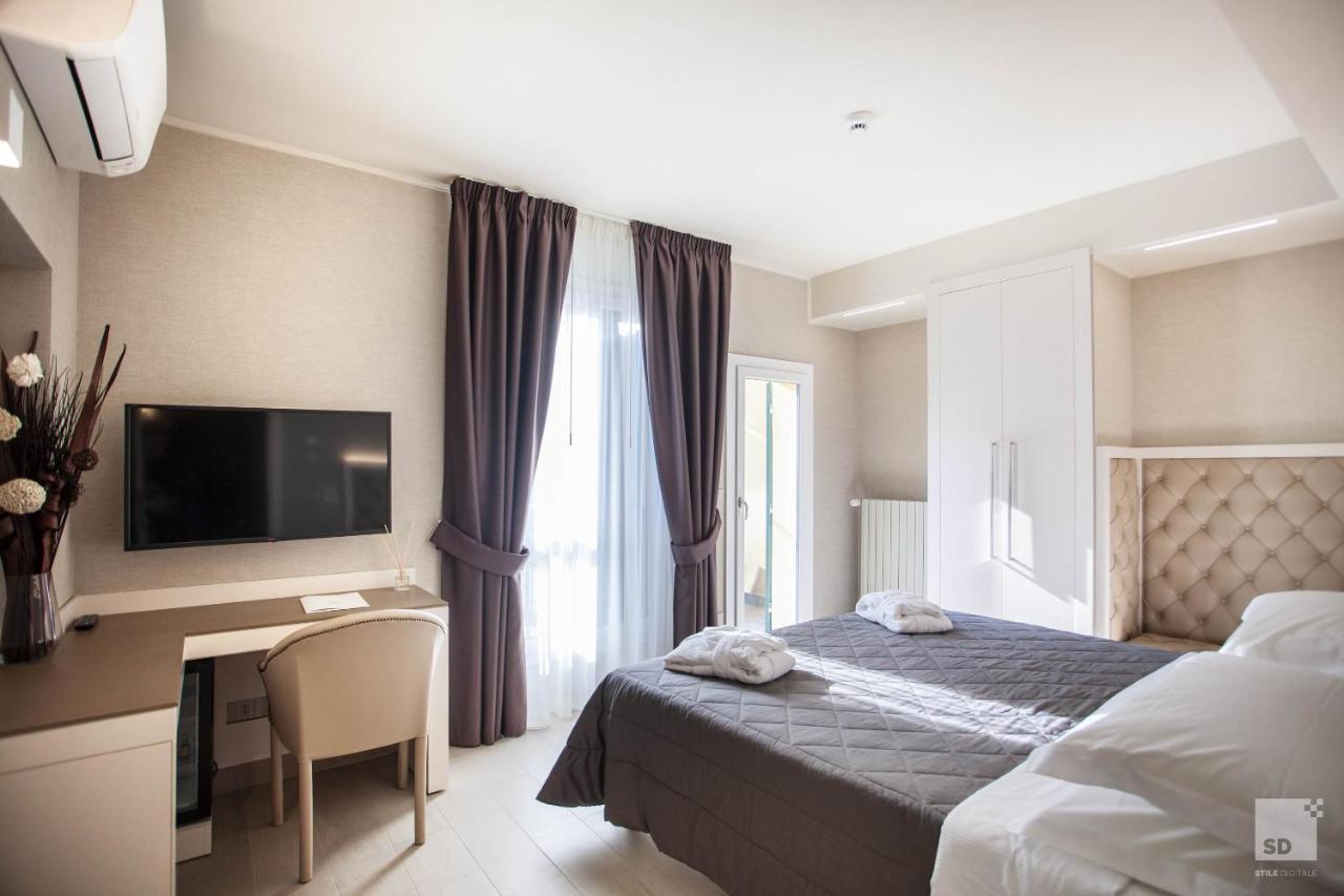 Hotel Cavour Bologna Esterno foto